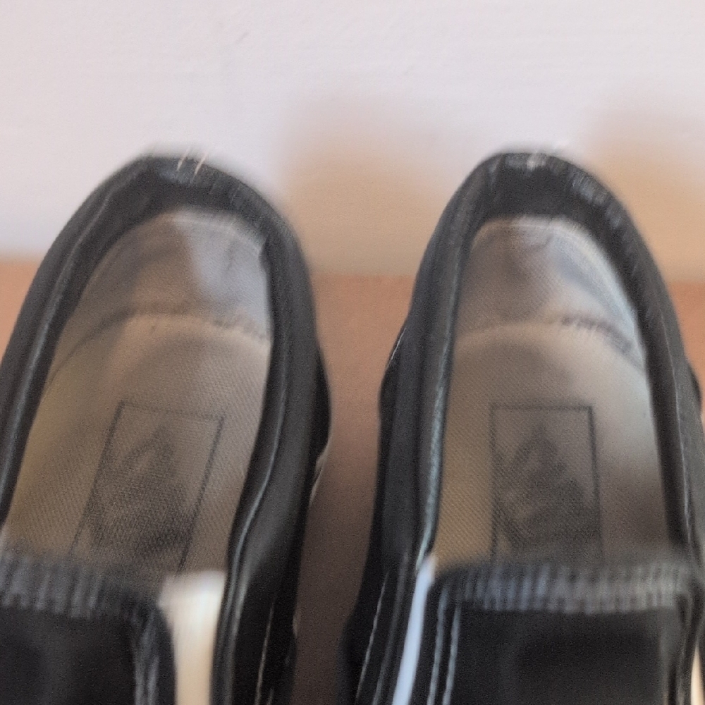 Vans Men's Black and White Slip-On Sneakers - Picture 5 of 5